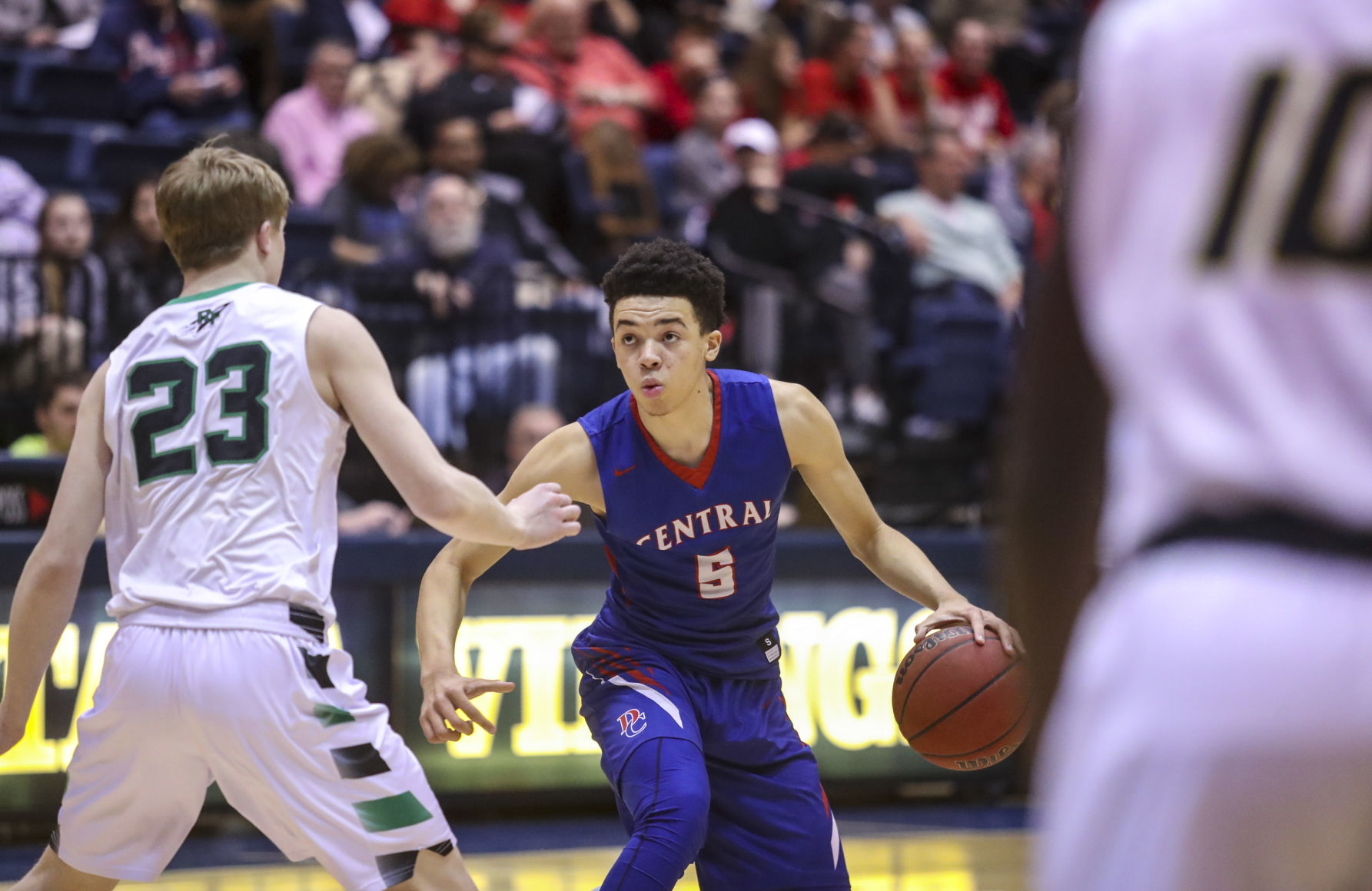 031819-qct-spt-seniorhoops-b025